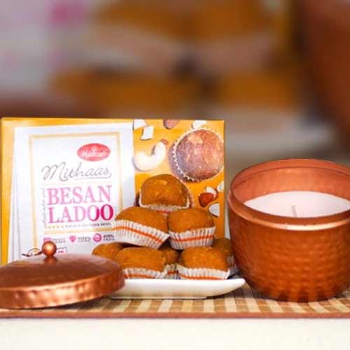 Besan Ladoo 400g with Fragrant Candle Big 
